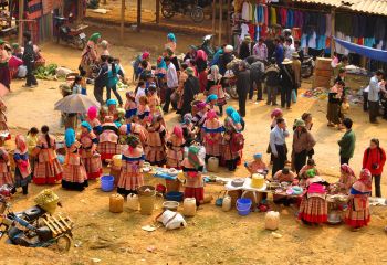 Sapa markets Exploring - Can Cau & Bac Ha Market